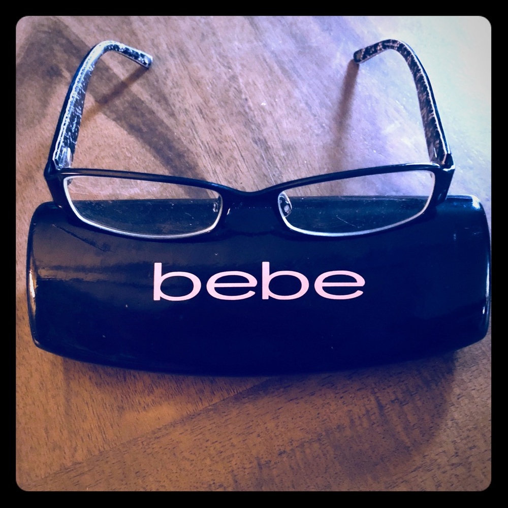 Bebe Fashion Readers